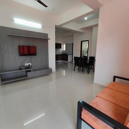 Meer Stay - Premium Service Apartments Vanivilasa Puram Eksteriør billede